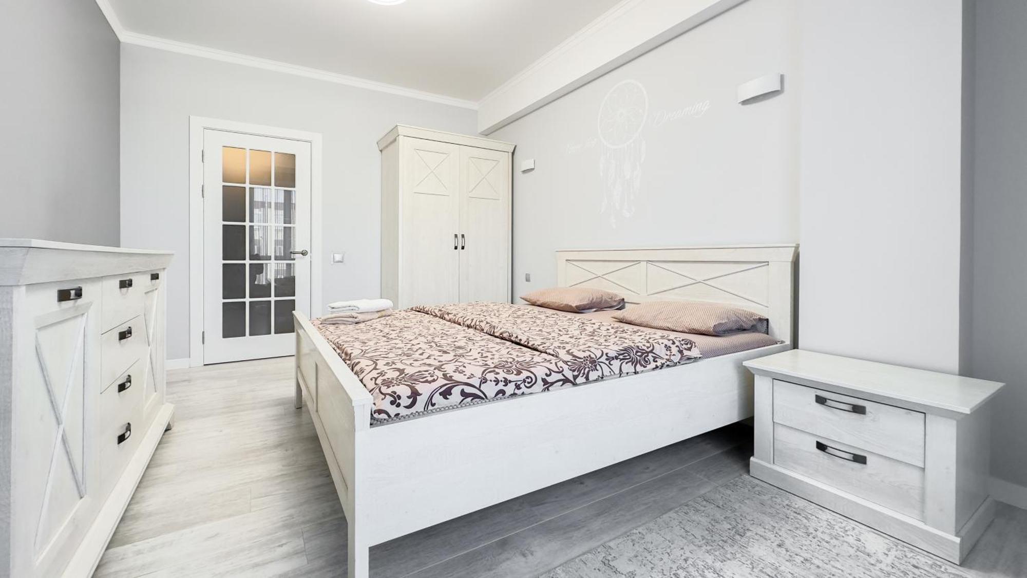 Glass New Apartments Ultracentral Chişinău Eksteriør billede