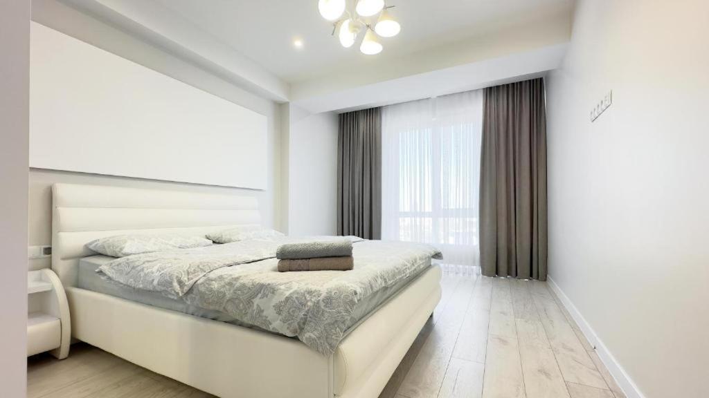 Glass New Apartments Ultracentral Chişinău Eksteriør billede